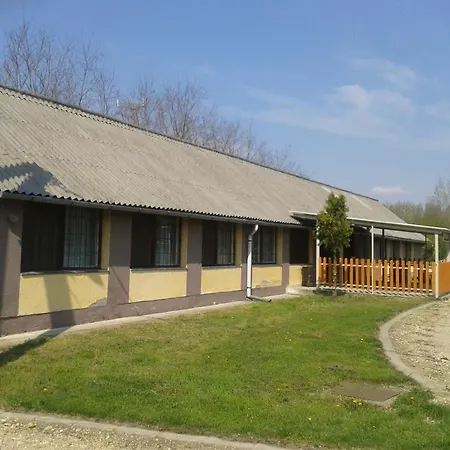 Guest house Sakaltanya Sorozo- Borozo Pihenohaz *