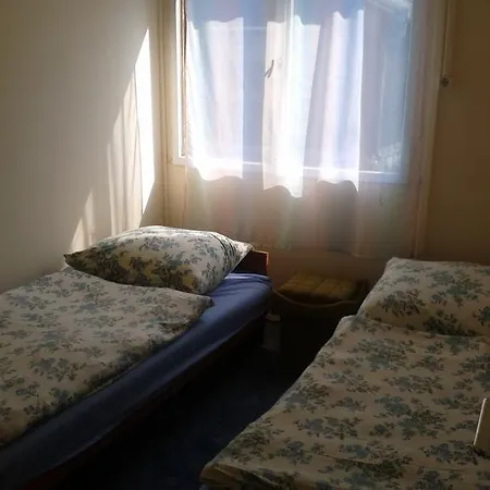 Sakaltanya Sorozo- Borozo Pihenohaz
