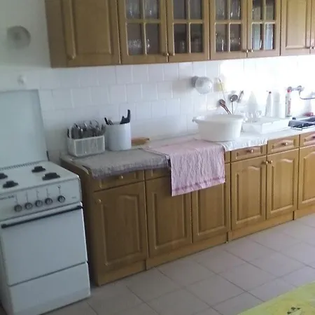 Sakaltanya Sorozo- Borozo Pihenohaz Guest house Venek