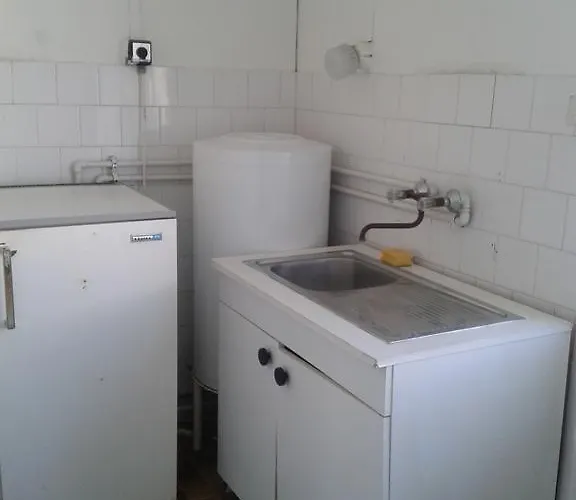 Sakaltanya Sorozo- Borozo Pihenohaz Vének